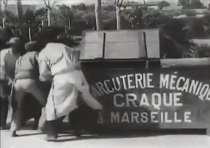 1895_Lumières_La_charcuterie_mécanique