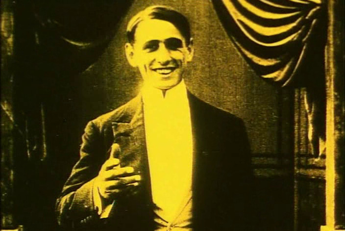 1913_extraordinary_adventures_farandola_004_marcel_perez