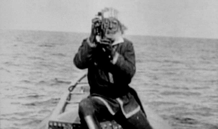 1916_ 20000_leagues_under_the_sea_015_allen_holubar