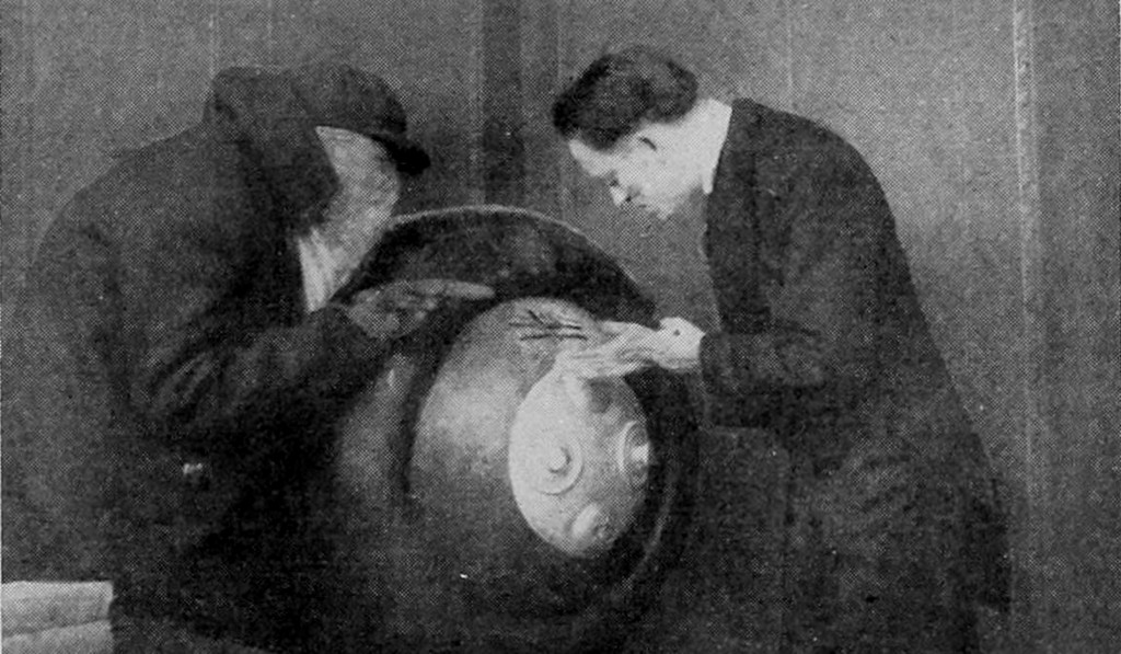 1914_exploits_of_elaine_002_sheldon_lewis