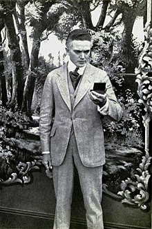 1915_black_box_001_herbert_rawlinson