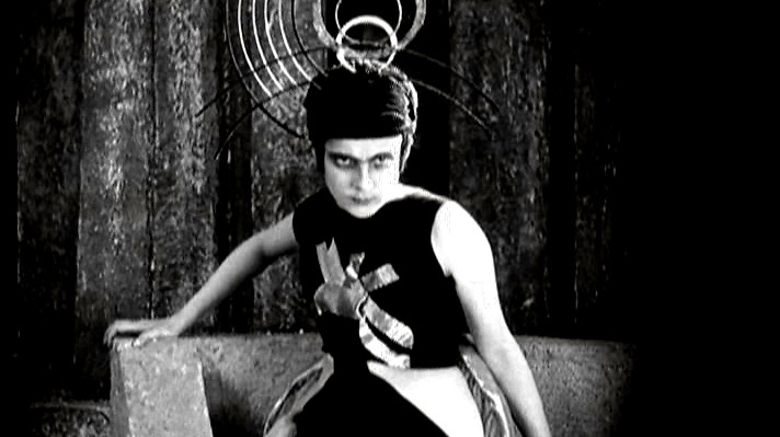 1924_aelita_002_yuliya_solntseva