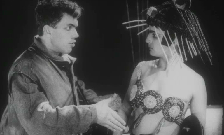 1924_aelita_014_nikolai_batalov_yuliya_solntseva