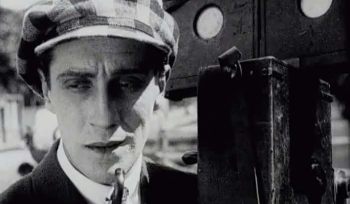 1924_aelita_027_nikolai_tsereteli_cigarette_girl_of_mosselprom