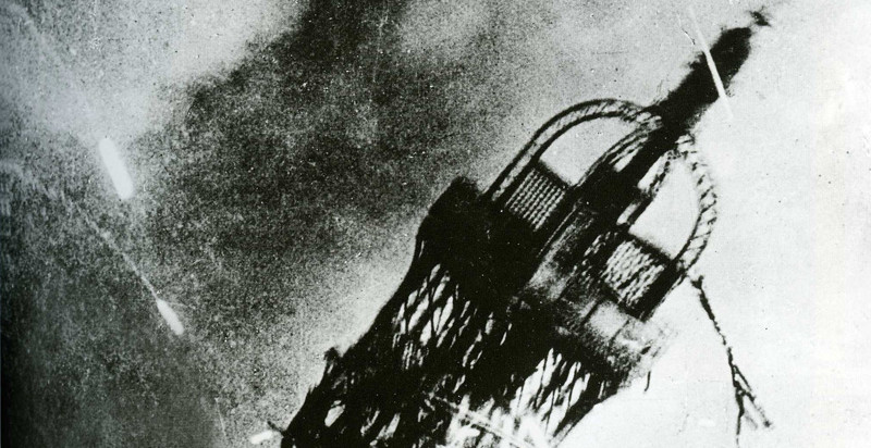 1924_city_struck_by_lightning_005