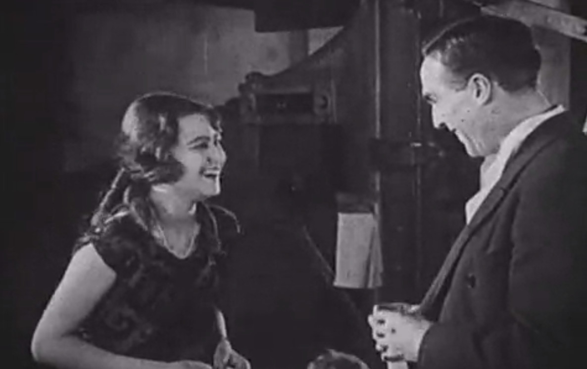 1924_city_struck_by_lightning_017_daniel_mendaille_jane_maguenat