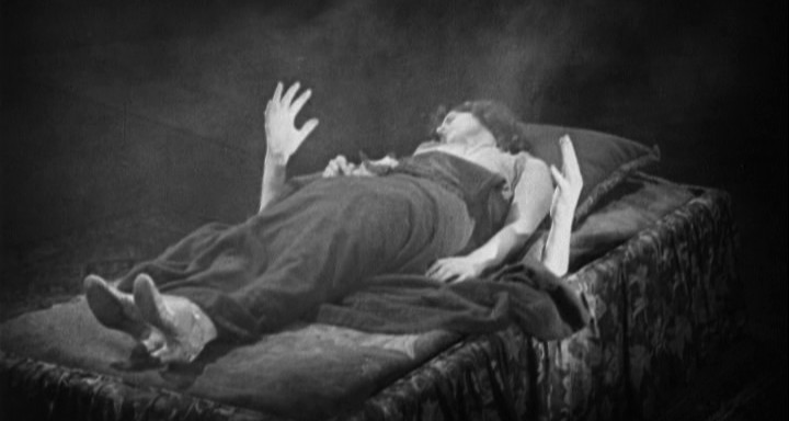 1925_monster_030_gertrude_olmstead