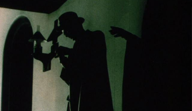 1932_doctor_x_023_lee_tracy