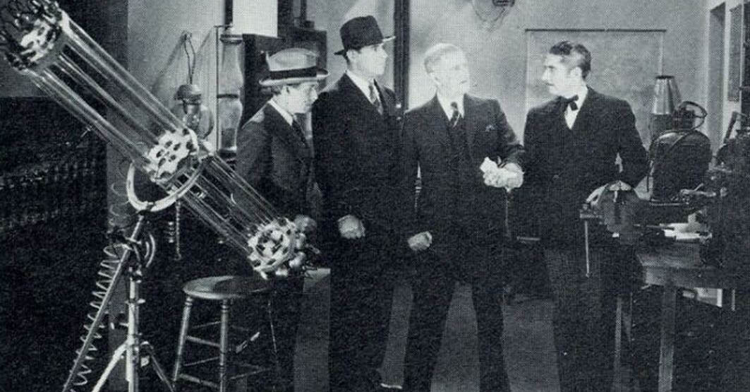 1933_whispering_shadow_002