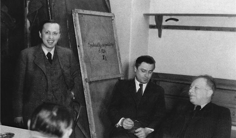 1937_skeleton_horseback_014 karel capek