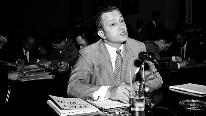 1941_devil_commands_016 edward dmytryk