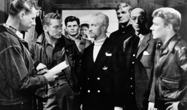 1951_thing_from_another_world_021 robert cornthwaite