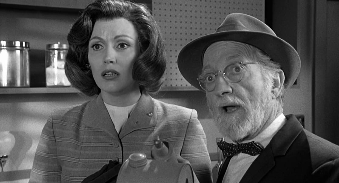 1951_thing_from_another_world_039 cathy moriarty robert cornthwaite 1993 matinee