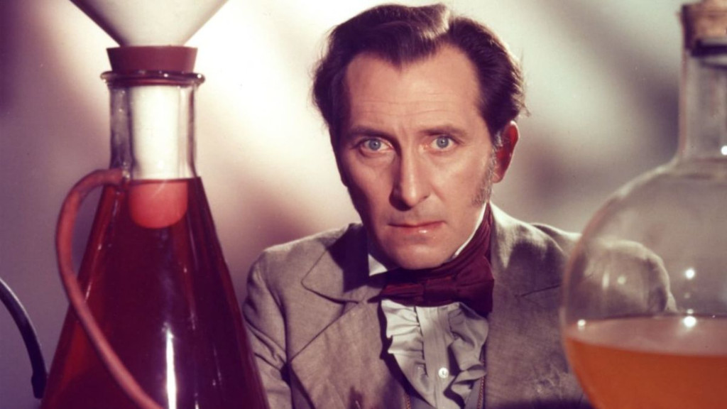 Peter Cushing. 